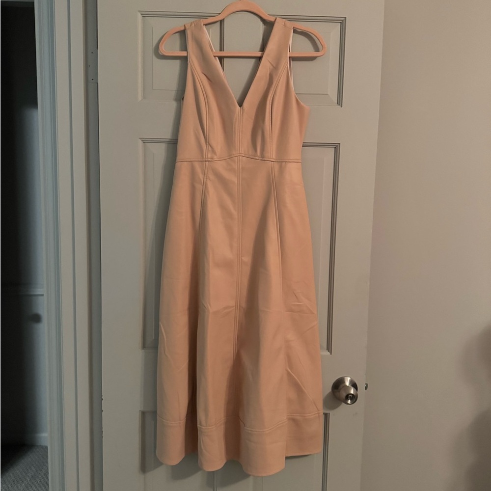 Sleeveless V-Neck Midi Dress in Blush